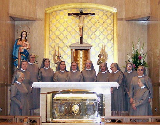 NUEVA CAPILLA DE MADRE CARMEN