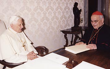 Audiencia privada del Santo Padre al Cardenal Saraiva