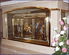 Sepulcro de Madre Carmen